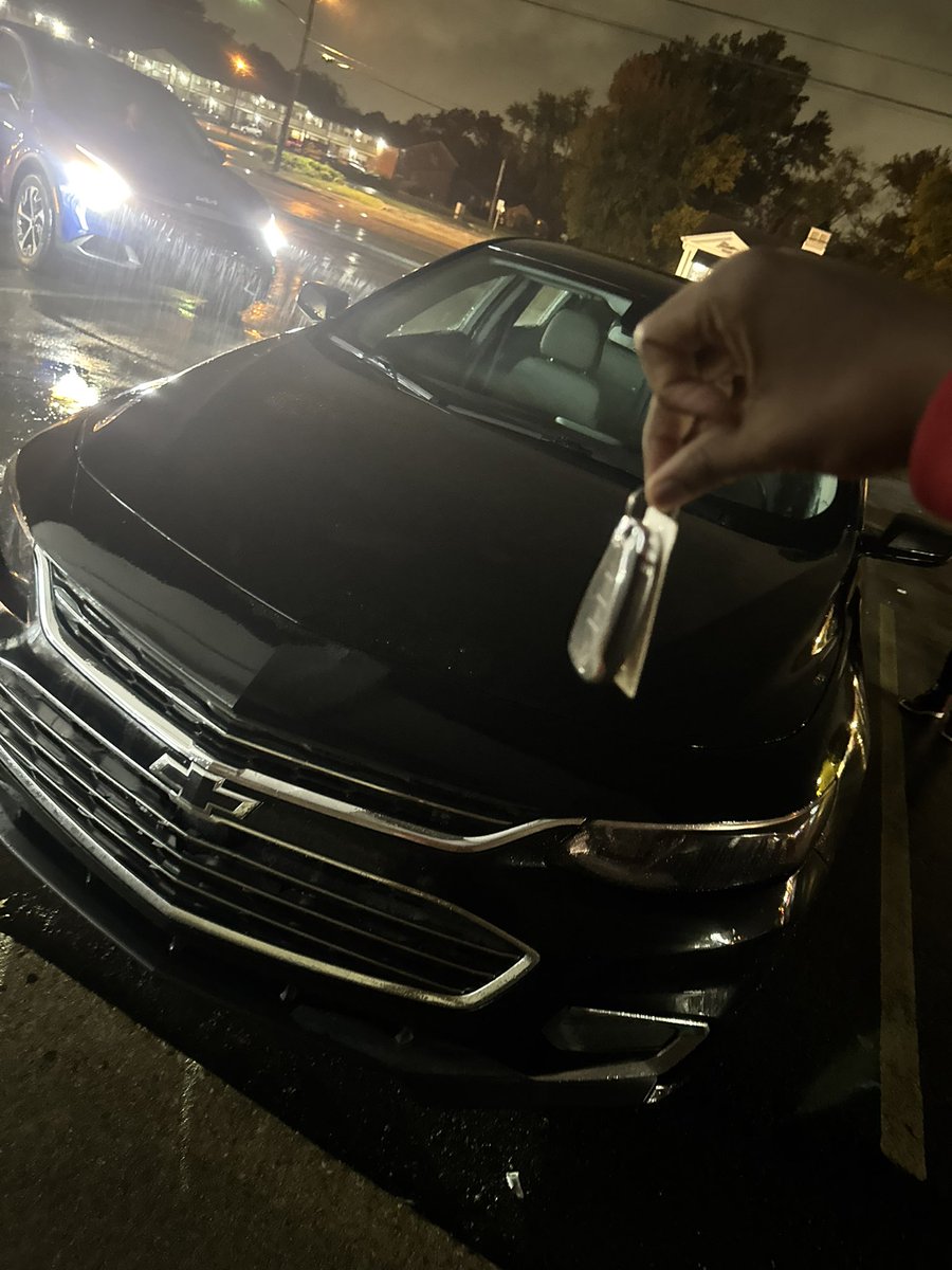 rob2fokused._ tweet media