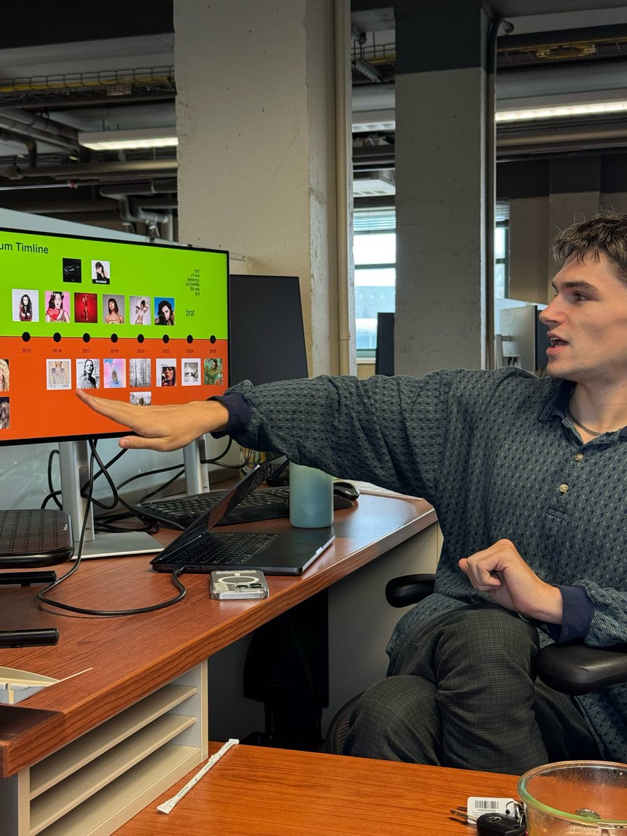 twink_kj_apa's tweet image. i love being the Gen Z hire bc i get to make presentations explaining the charli and taylor beef to my coworkers