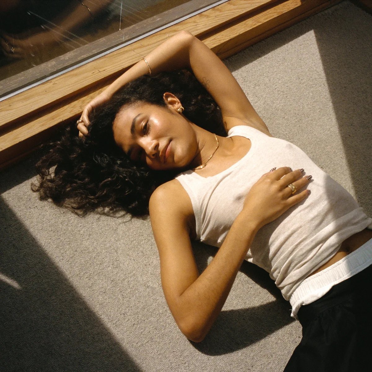 Olivia Dean is the first female solo artist in history to chart four songs in the top 10 on the UK singles chart simultaneously.