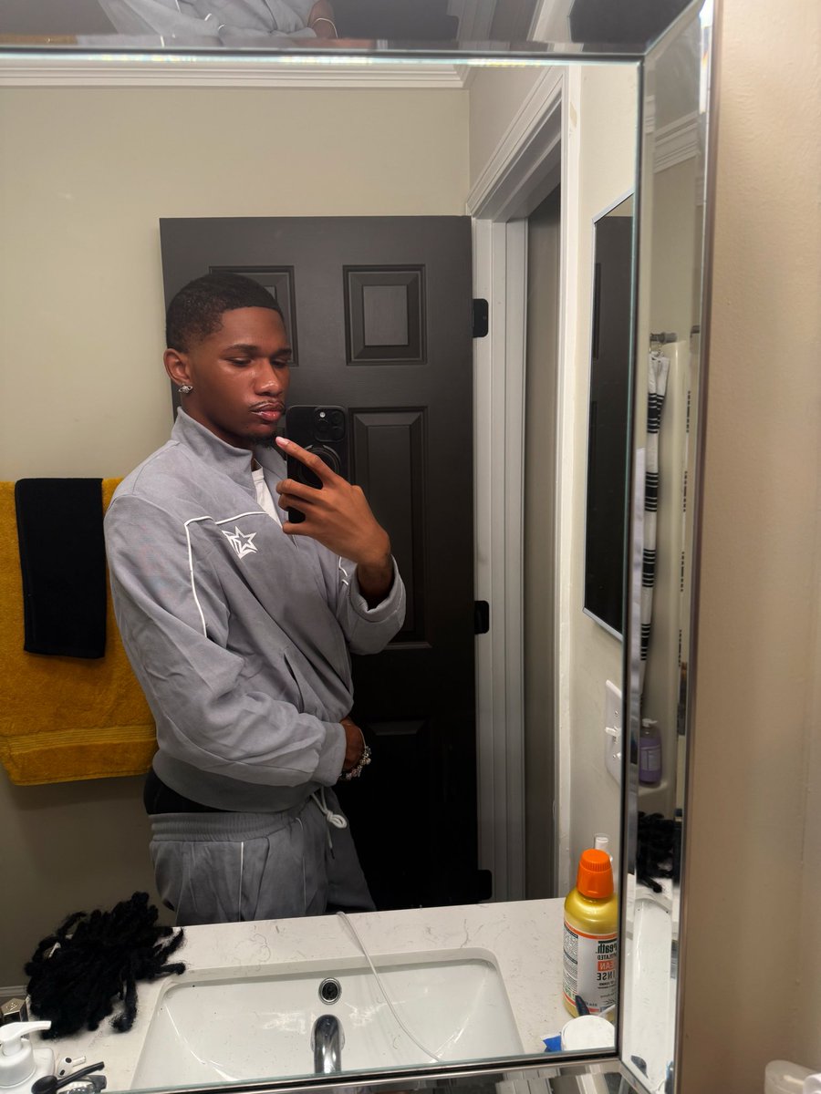 dollazduh's tweet image. ⭐️⭐️⭐️⭐️⭐️