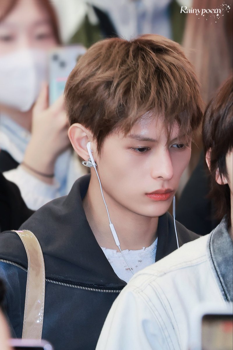 yufanfiles's tweet photo. [25.10.30] #JAMES at the airport!

© RainyPoem_1014 on X
#CORTIS #제임스 #코르티스 https://t.co/3cPruSXeOn