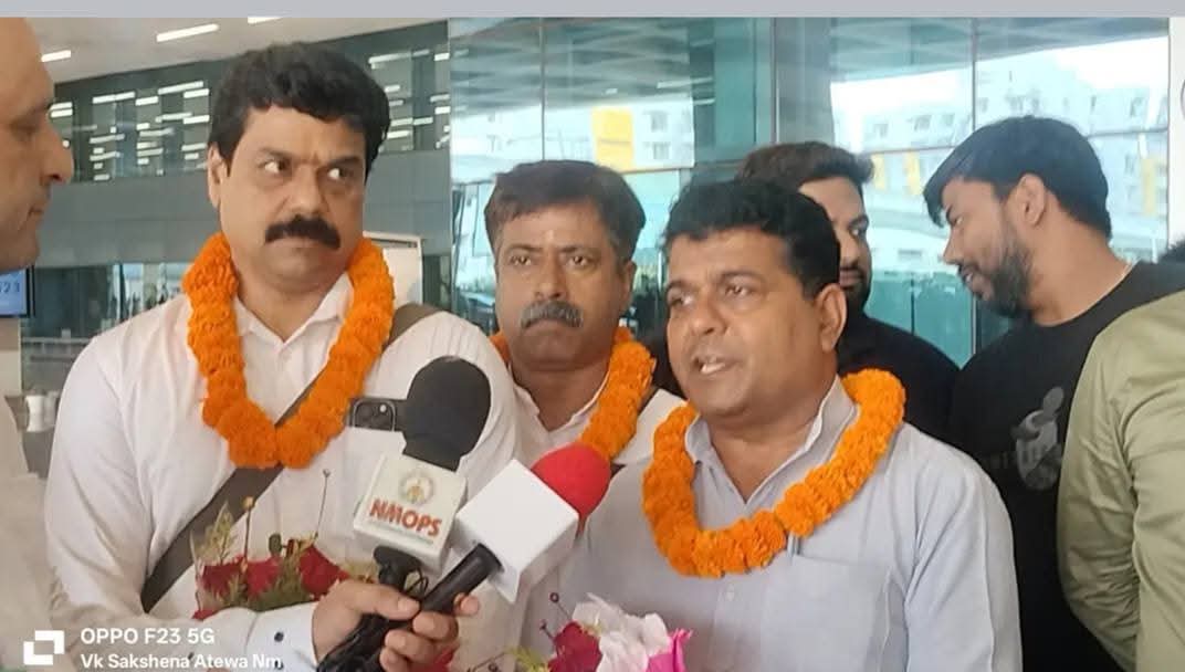 आप सभी के लगातार संघर्ष के कारण ही महा गठबंधन ने पुरानी पेंशन को अपने मेनिफेस्टो में प्रमुखता से रखा है आप ज्यादा से ज्यादा #ops लिखकर आंदोलन को मजबूत बनाए रखिए वह दिन भी बहुत जल्द आएगा जब पूरे देश में पुरानी पेंशन बहाल होगी #ops