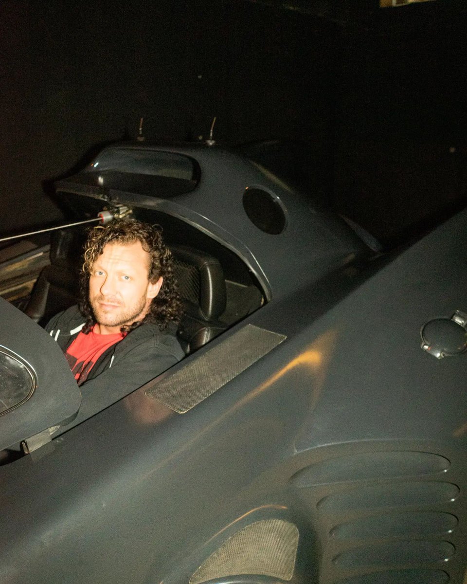 Crys134's tweet image. I just remembered these pics. 🦹🏻‍♂️