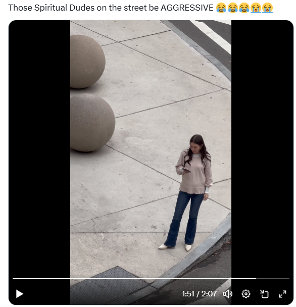 BlkBillClint's tweet photo. @druski Is that the @libsoftiktok lady lmao https://t.co/nj2eVCPgmU