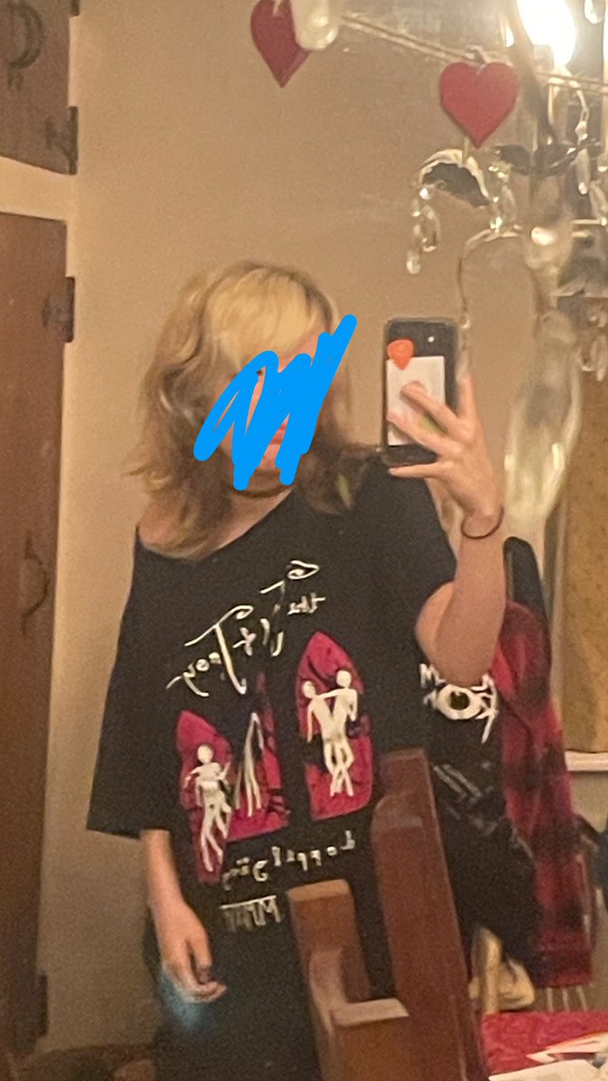 aconsciencelost's tweet image. natural hair reveal #chopped #unc #imnotunc