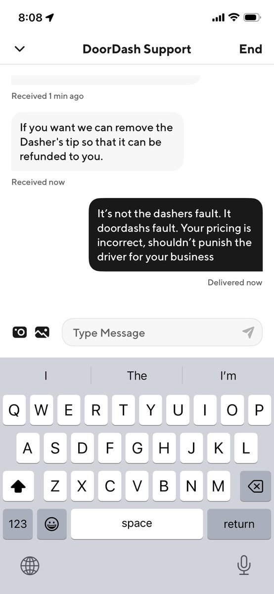 austyn1030's tweet photo. So @DoorDash app pricing is incorrect and instead of taking care of the small refund. They want me to take the tip back from the driver to get my refund. Wtf https://t.co/9JOnIj1mEM
