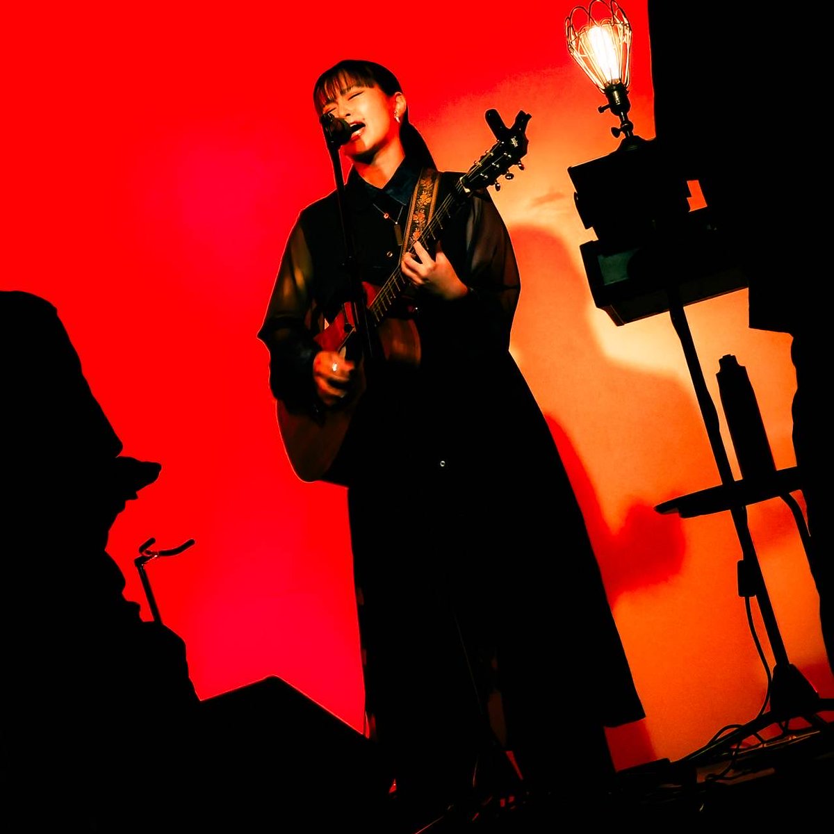 おはよう🌞
ワニみたいな雲🐊 #美根 #朝散歩

11月11日と15日はご予定いかが？
↓ライブの予約受付中です！