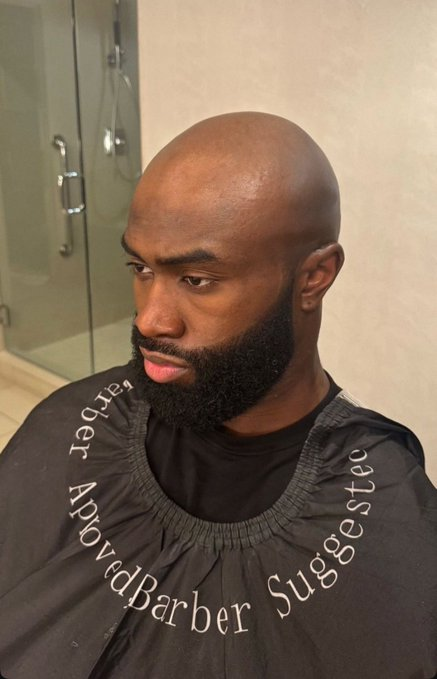 MegaCelticsPod's tweet photo. @celtics Jaylen Brown really balding out right now… 22-point first half is CRAZY 😭🔥 https://t.co/Y0lSwhxlKr