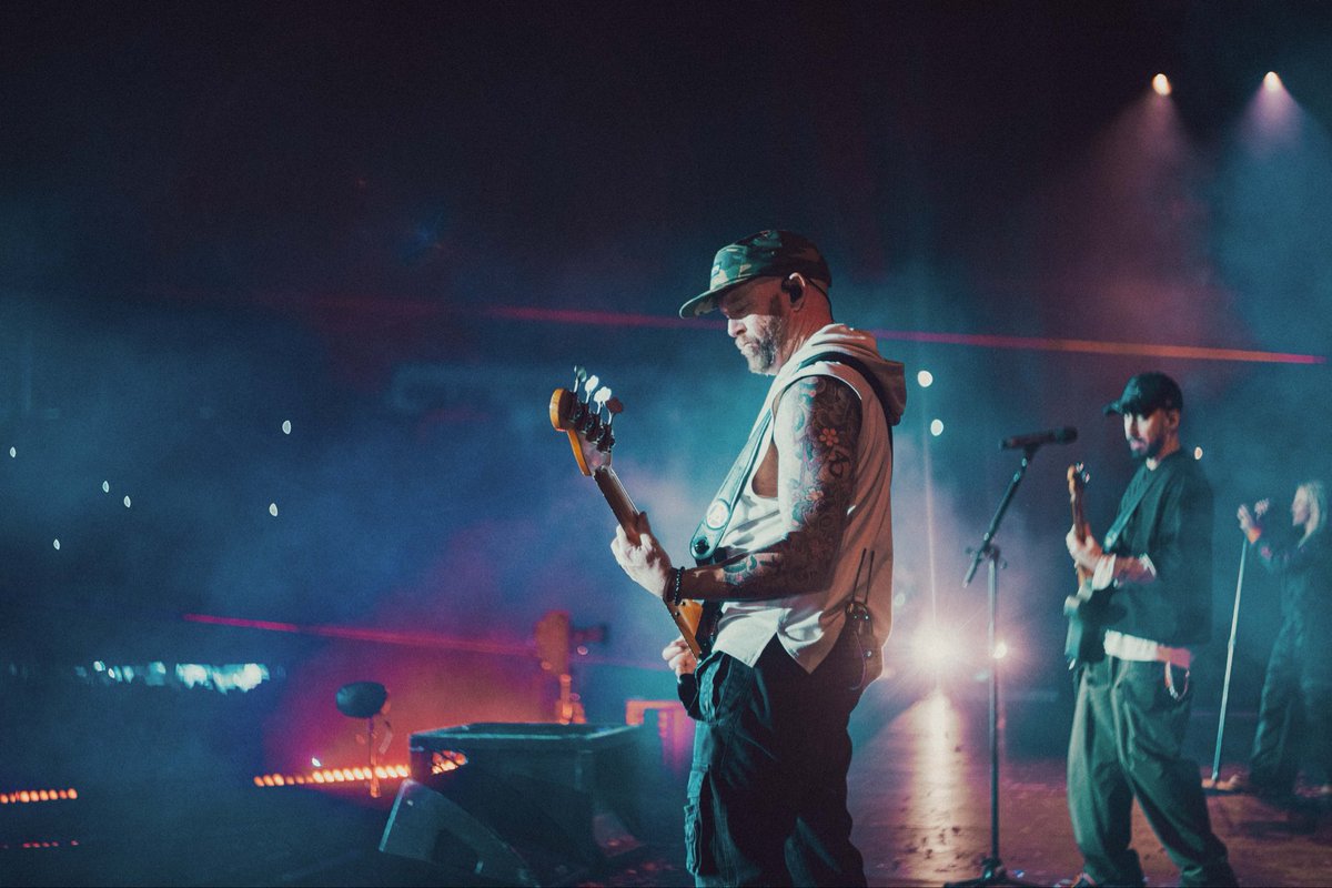 Dave Phoenix Farrell tweet media