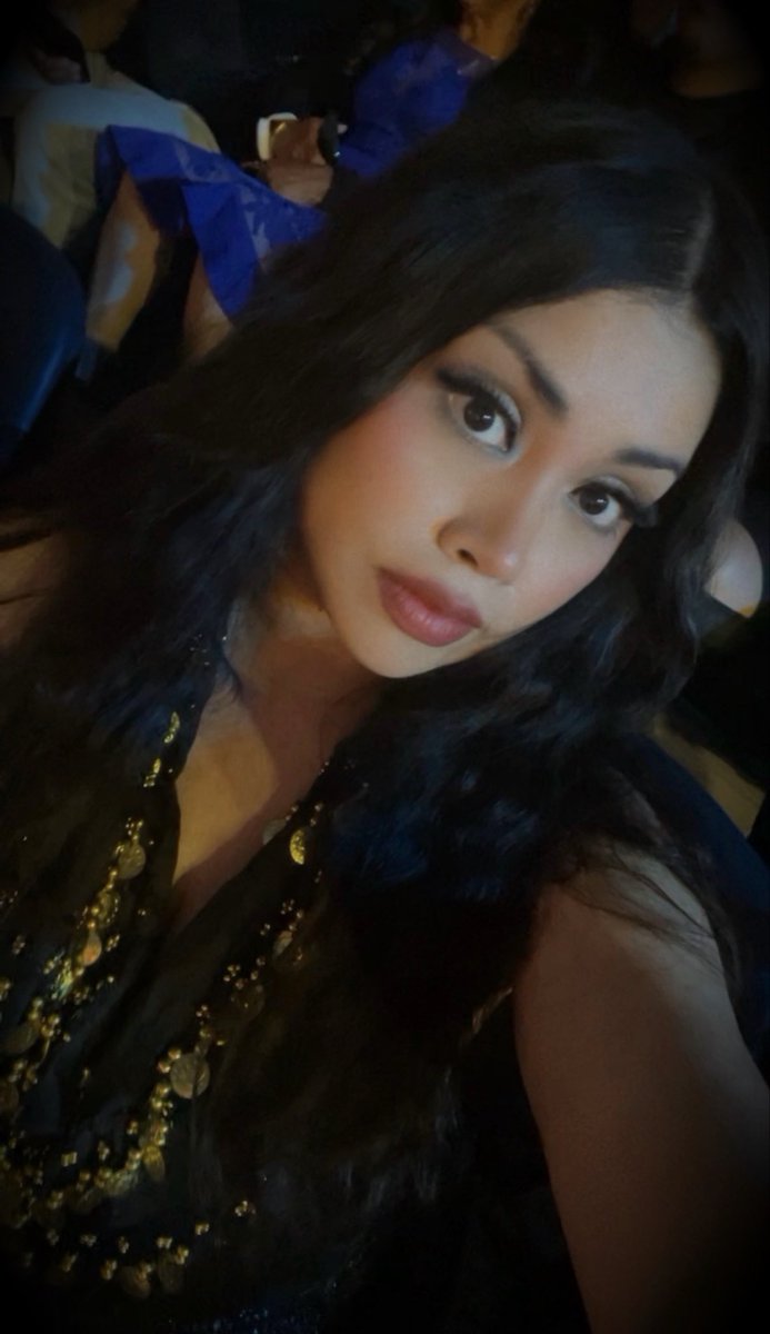 claudia 🌸 tweet media