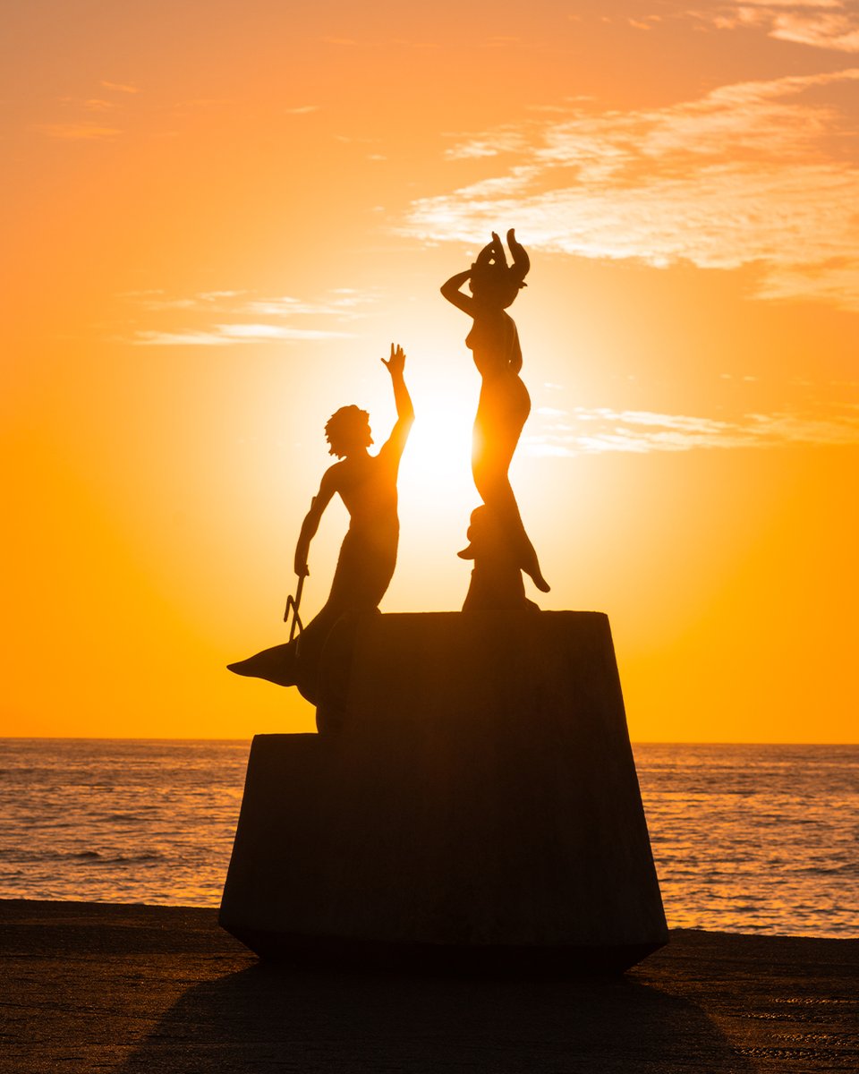 Free therapy? Try a #PuertoVallarta sunset.
.
#Mexico #Travel
