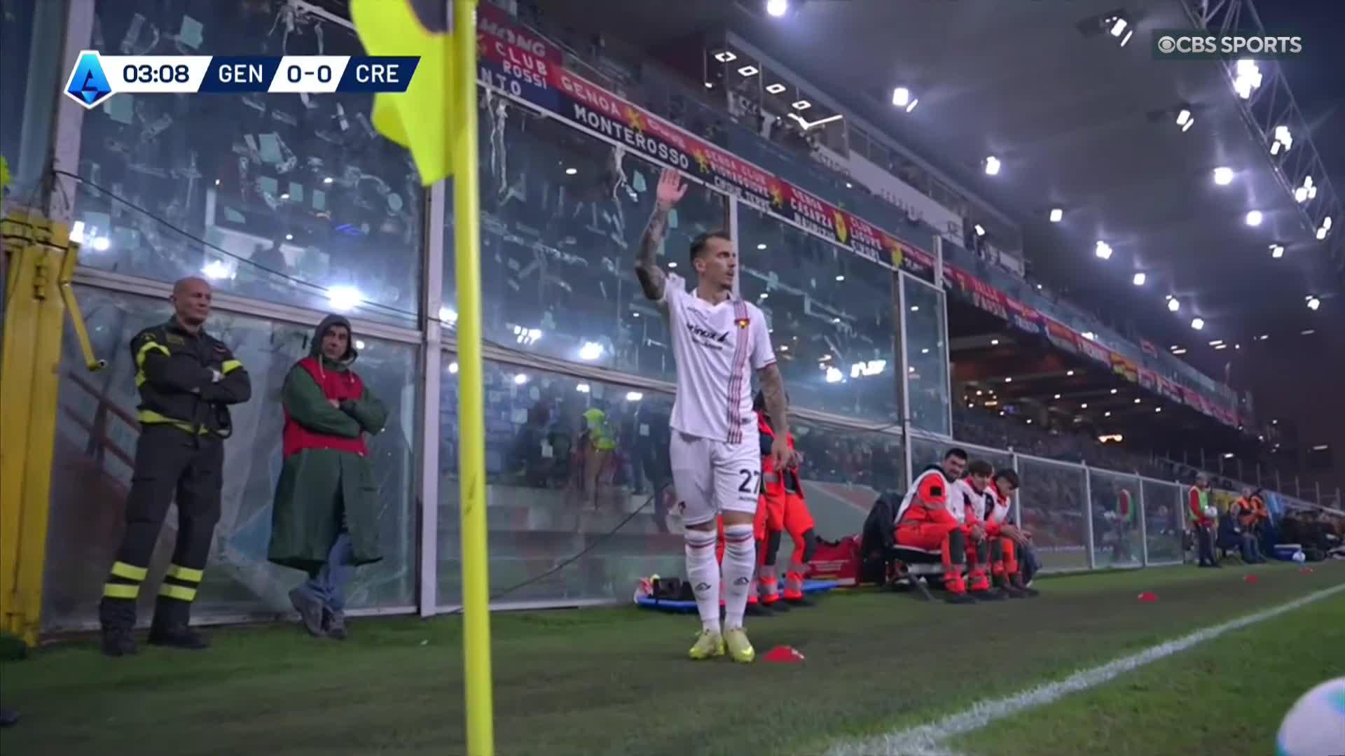 Federico Bonazzoli with an acrobatic finish to give Cremonese the lead 💥