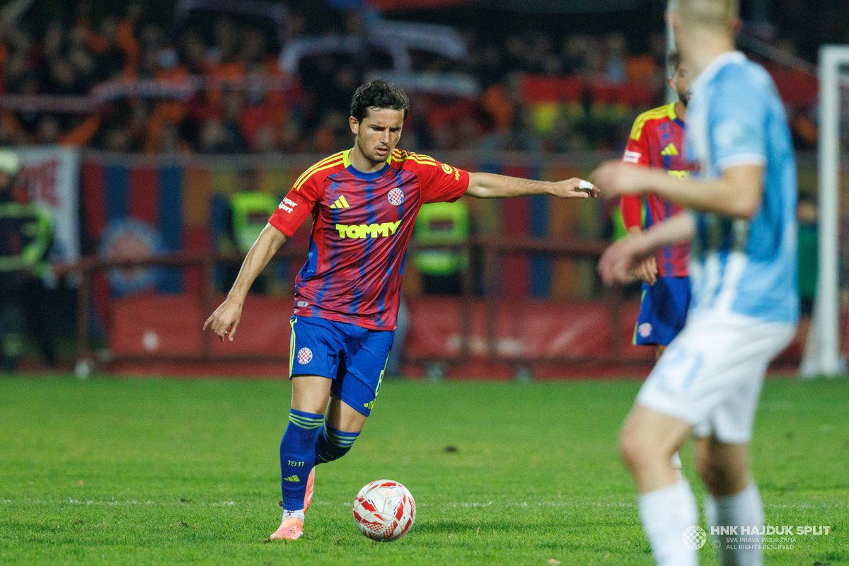 Hugo Guillamon tweet media