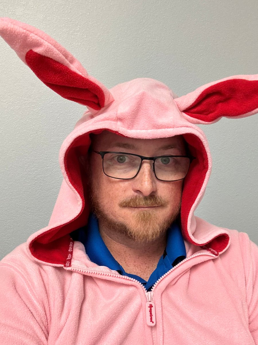 aerospacewired's tweet image. Our Purchasing Manager, Colton Peel, showed up ready for Halloween Costume Day—except it wasn’t actually Costume Day. 😆

Just another day of fun (and good laughs) at InterConnect!
#ConnectionMatters