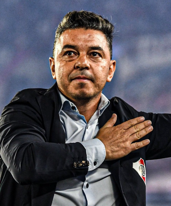 Cuando mires para el tablón, vamos a estar siempre con vos.