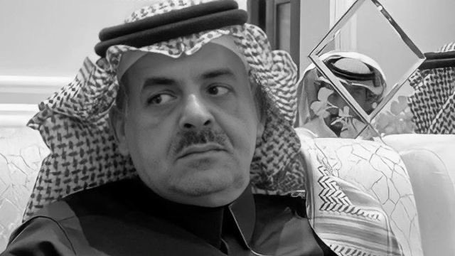 كيف أتوبك يا أجمل ذنوبي و أوقف عند حدّي !
و أنت ذنبٍ لا غفره الله —— ولا لي عنه توبه