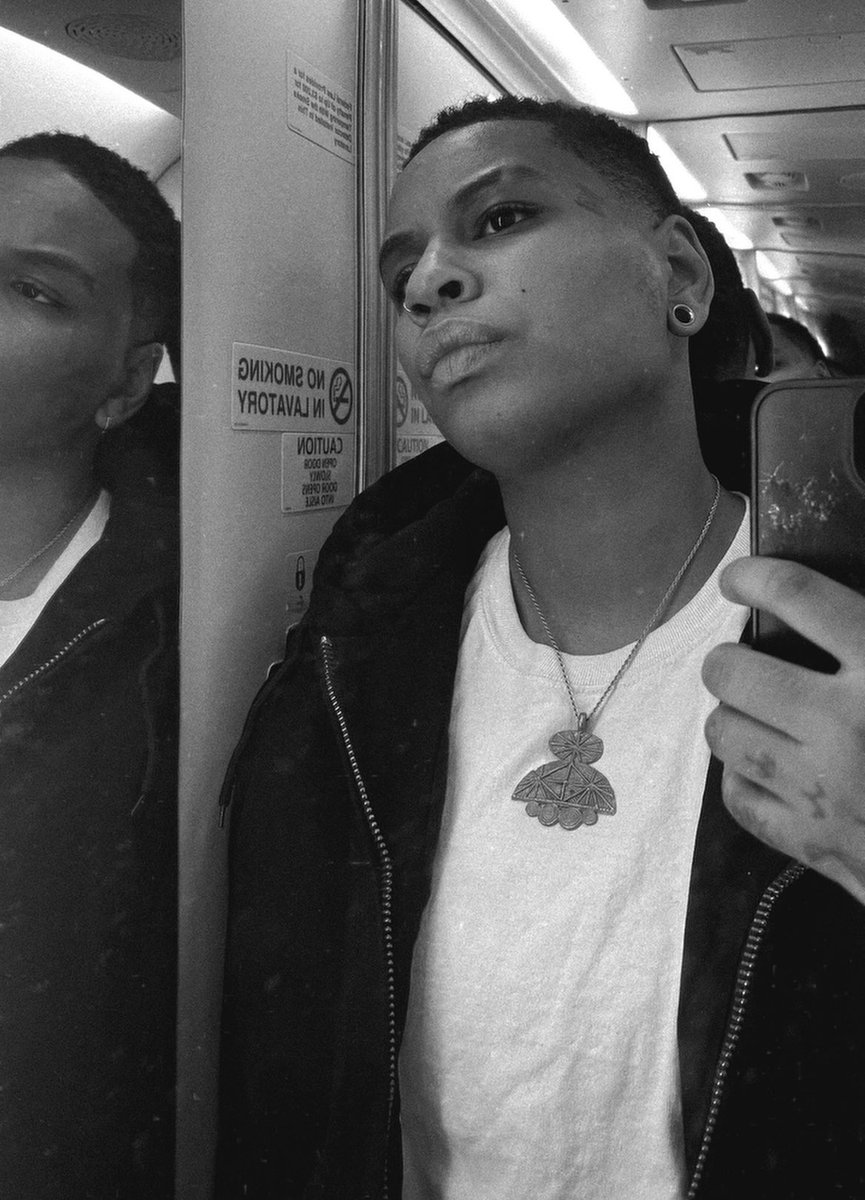 saki (@sakisavavi) on Twitter photo 