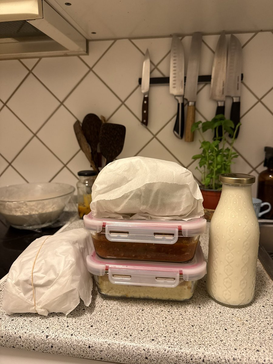 wolffdew's tweet image. I promise I’m not over feeding my husband, he’s just doing 13 hour shifts