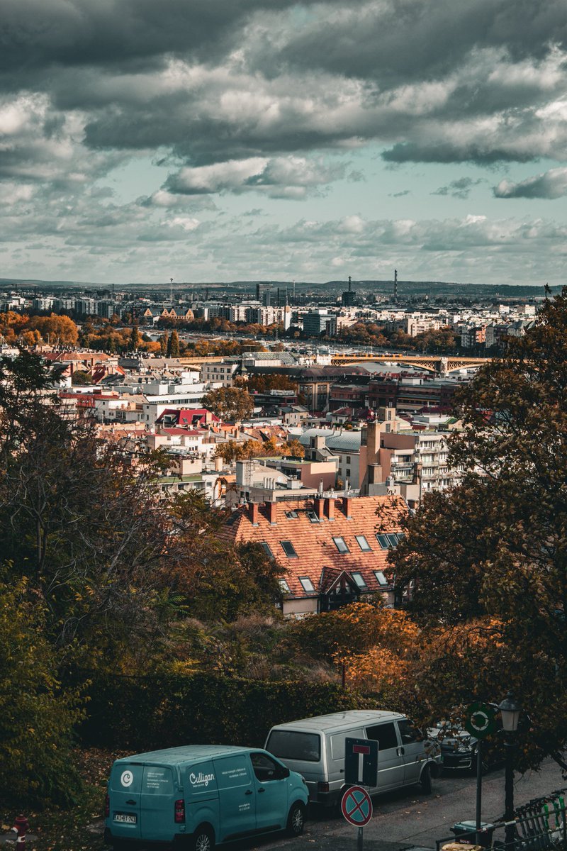 pbence20's tweet photo. #Budapest #canon #buda #pest #duna #Hungary https://t.co/480DuyeO2i