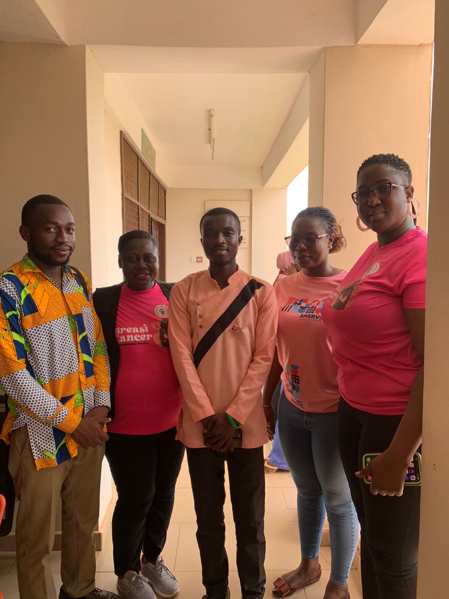 Laspag_uds's tweet photo. And Our Breast Cancer Screening was successful.
Having over 12 healthcare professionals on board, 12 pharmacists and 4 nurses👩‍⚕️. Thank you @lapag_gh, Thank you PSGH-NR 
#breastcancerawarenesscampaign 
#breastcancerscreening
#LASPAGUDS https://t.co/Td540aUGvr