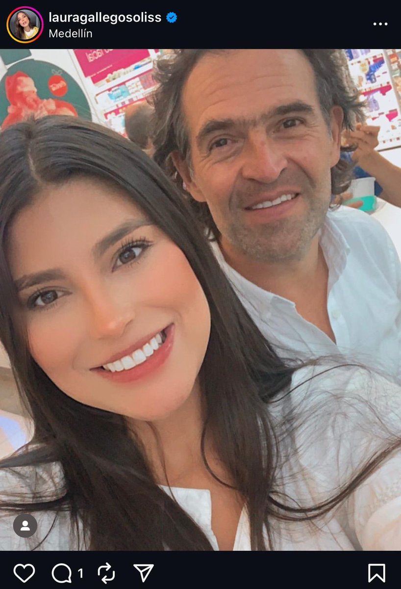 FisicoImpuro's tweet photo. Ahora todo tiene sentido. Por qué será que no se me hace raro que alguien que ofrezca bala a quien piense diferente tenga fotos con Fico Gutiérrez? Lo peor es que cerró la cuenta justamente para que no le viéramos esas fotos, pero aquí se le rescataron https://t.co/iBRnIrSBfX