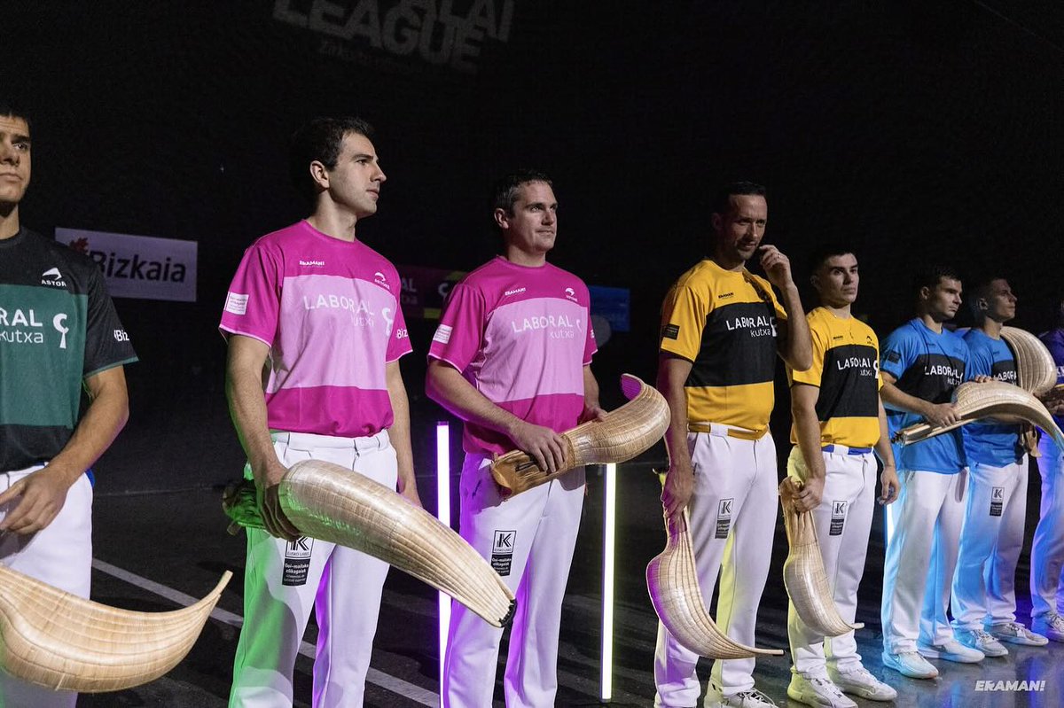 #Repost @jaialainews
‼️EUSKO LABEL WINTER SERIES‼️
🏆Jai Alai League
🙌Itzela izan da🙌

🎥Astelehenero 22:15-tan ETB 1-en

🟤URRUTIA-DEL RIO
🟣BARANDIKA-BASQUE
🔵GOIXERRI-MANCI
🟡URREISTI-LOPEZ
🌸ERKIAGA-IBARLUZEA
🟢GOITIA-LEKERIKA
🟠JOHAN-GORKA
⚪️LADUCHE-ZABALA