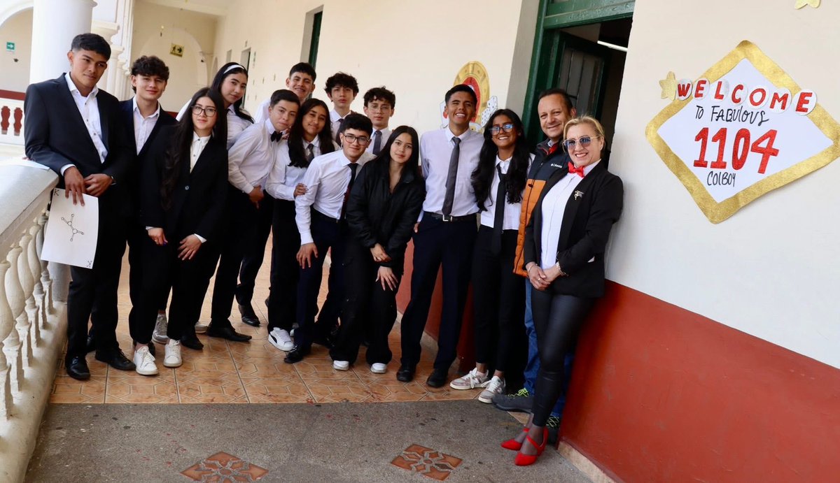 ColegioDeBoyaca's tweet photo. ✨ ¡Vivimos nuestra Muestra Académica Colboy 2025! ✨

Hoy, los grados 10° y 11° del Colegio de Boyacá compartieron el resultado de un año lleno de aprendizaje, creatividad y reflexión. 💡📚

🔬 Además, disfrutamos del Casino de Química, una experiencia divertida e innovadora. https://t.co/Psaugl5pdJ