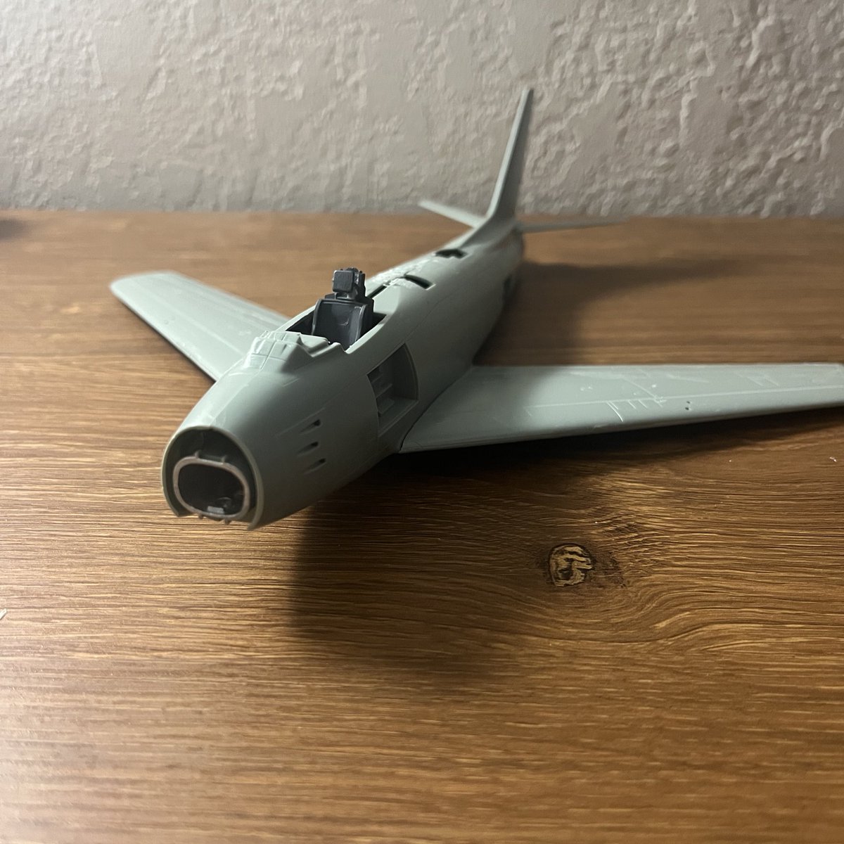 ASpoony3208's tweet photo. Some WIP shots of a model that I’ve been working on over the last few months, it’s almost ready
#F86F #Sabre https://t.co/mdJqpy2qCq