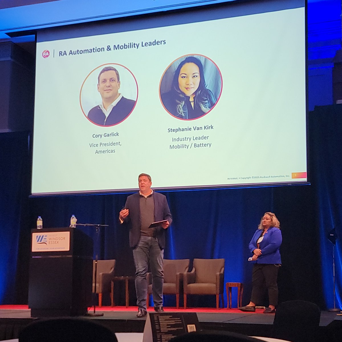 _investwe's tweet image. The afternoon at #WindsorEssex #EmergingTech2025 #MobilityTransformation conference and trade show was packed full with insight and innovation!
Attendees heard from keynote speaker Lisa Lortie of @Stellantis and @ROKAutomation&apos;s Cory Garlick and participated in another round of…