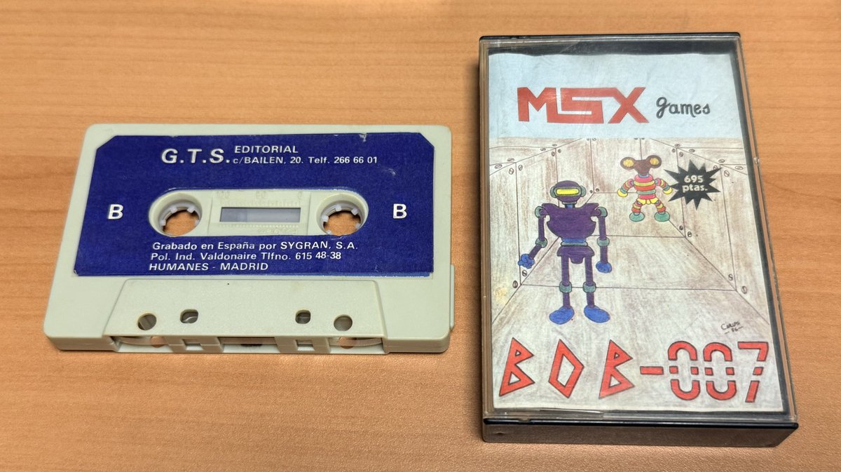 ¡Qué fantasía de portada!  Eran otros tiempos, cuando todo era más amateur, más casero, menos profesional, más vocacional, más emprendedor, menos conservador…

Los niños anotábamos “cosas importantes” en las carátulas de los videojuegos

Los años 80 eran otra cosa #MSX