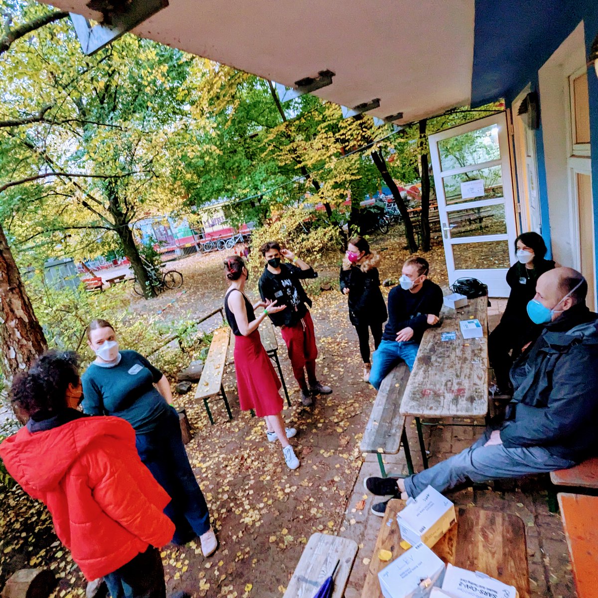 SafeHourBerlin's tweet photo. Announcing Safe Hour Swing 2!

"AdventsTanz" on 30 November

The class is designed for people who are new to dancing swing and is intended to allow participation whilst seated or standing. 

Masks, pluslife, HEPAs as always.

Sign up at https://t.co/sTS8onLv54

#teamvorsicht https://t.co/vyo8lMlKh8