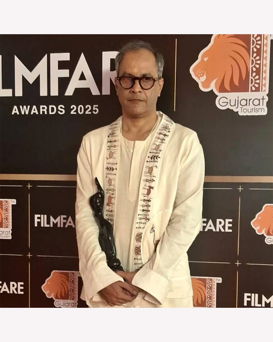 niftalumni\, image size:960x1200