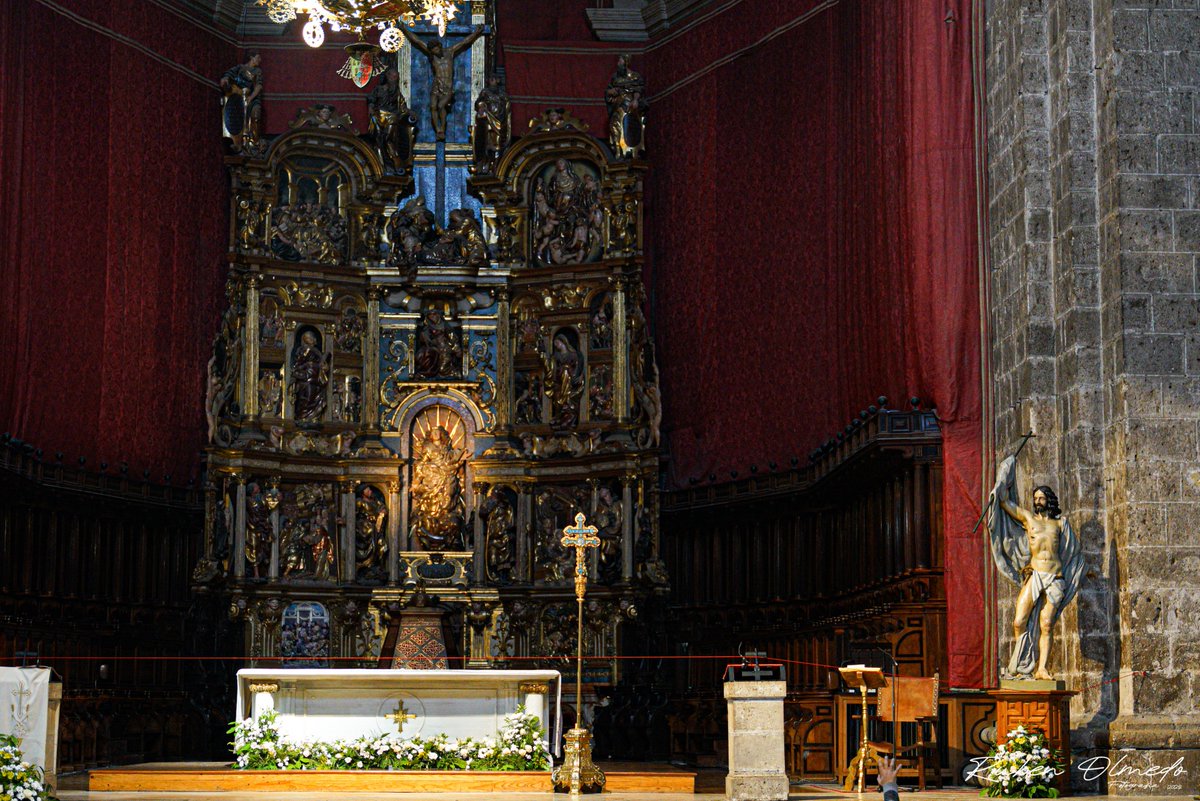 Nuestro Padre Jesús Resucitado en la Catedral, por el Jubileo de la Pastoral de la Educación <a href="/JResucitado/">Cofradía JResucitado</a> 
Reportaje en el enlace.. valladolidsanta.blogspot.com/2025/10/nuestr…