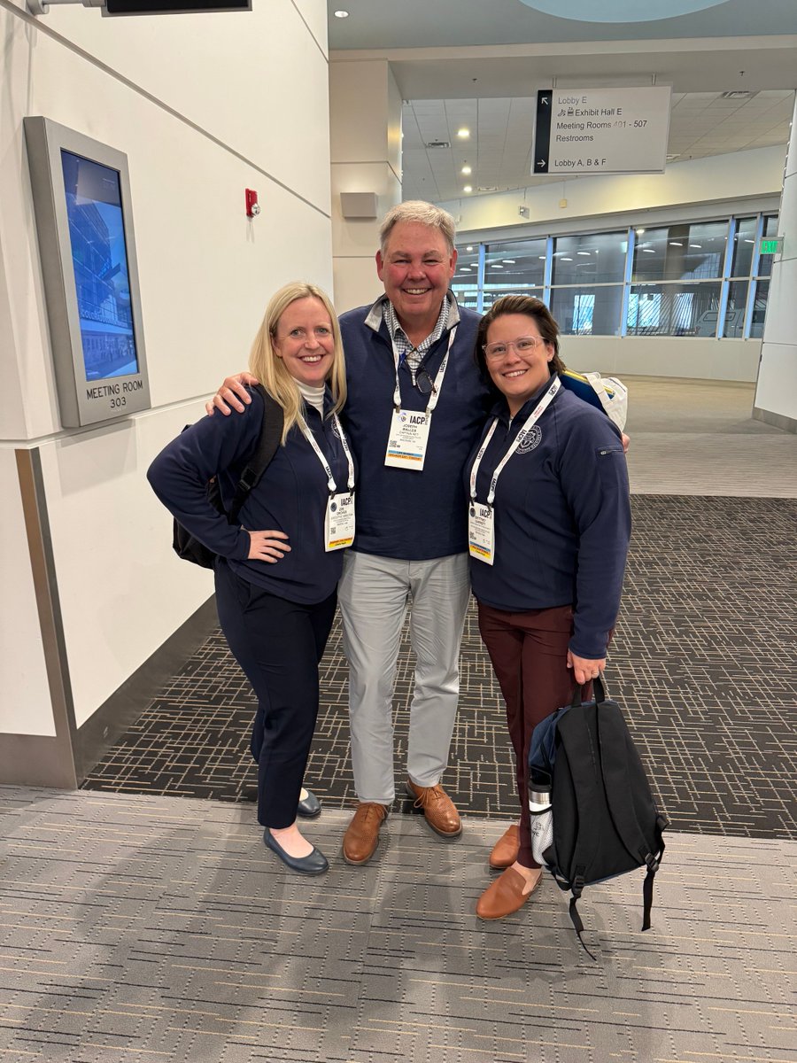 PaariUSA's tweet image. We had a fantastic time at #IACP2025 connecting with both new and longtime partners who share our commitment to recovery-focused policing. Grateful for every conversation and collaboration that helps move deflection forward! 🚔💙 #PAARI #Deflection #Recovery