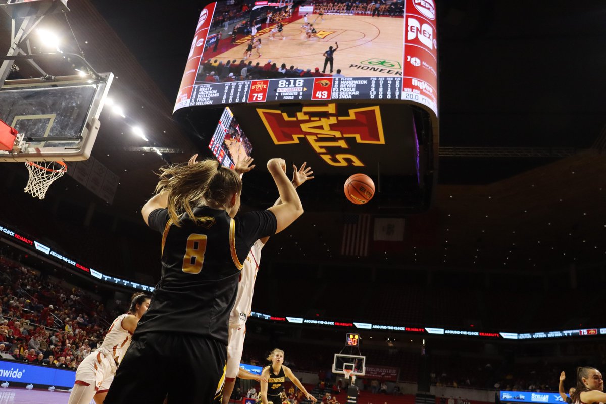 UWOshkoshTitans's tweet image. The Titans played Iowa State in an exhibition between two top-25 teams in their respeective divisions last night 🏀

Check out the photo gallery below ⬇️

buff.ly/dyts5bT

@UWOWBB1 | #GoldStandard | #d3hoops