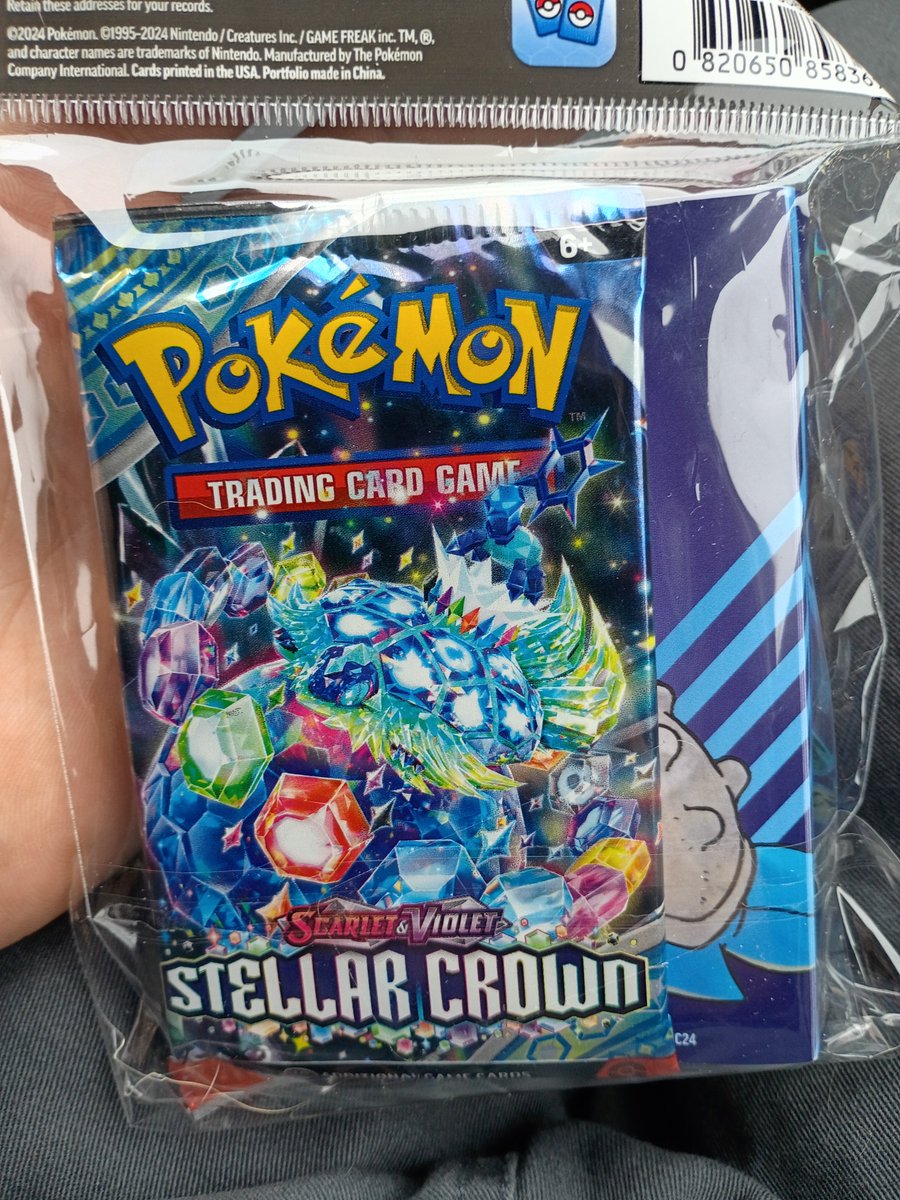 MattTerrav's tweet photo. @PokemonRestocks 5 below got stellar crown pack and mini binder for 5 bucks, I saw an Ace Hardware with 4 different japanese scarlet and violet packs in NY https://t.co/cVj4VI1Mlv