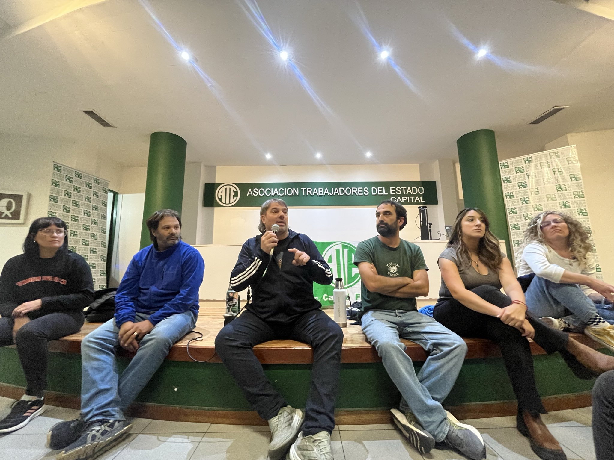 Catalano: "Pretenden que se pongan en duda los acuerdos de estabilidad laboral, que no haya más indemnizaciones o que te obliguen a renunciar para volver a contratarte"