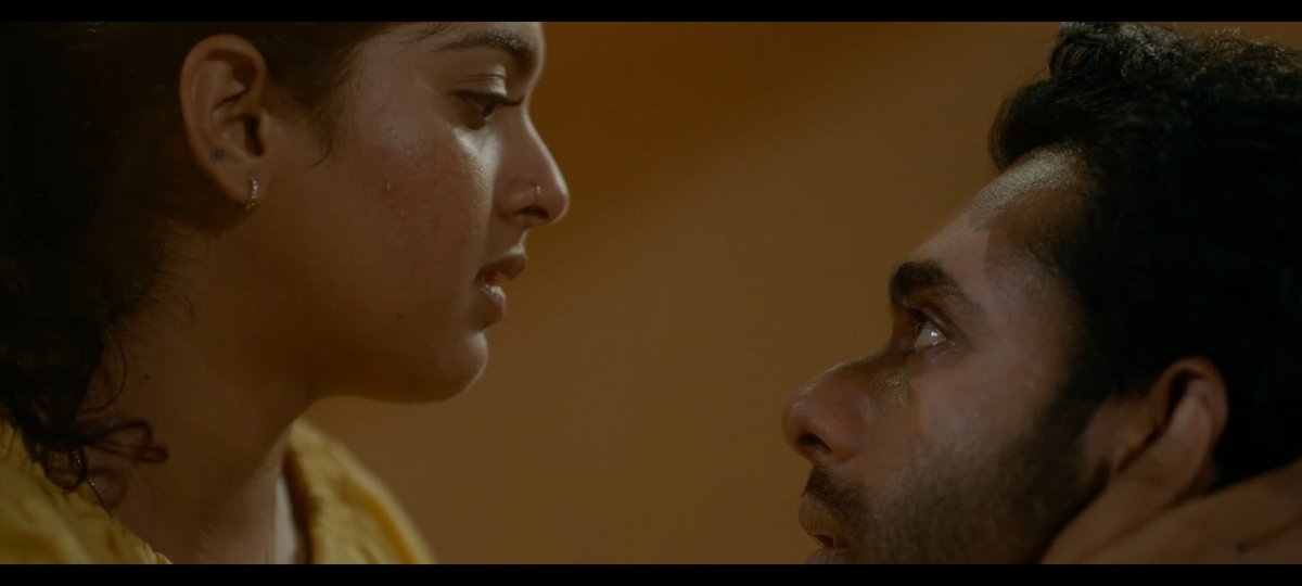 Durgeshx19's tweet photo. #Thalavara - above avg feel good drama. #arjunashokan #revathy #devadarsini delivered a good perf. Plot was simple but fusing it with middle class drama and self acceptance made it to be relatable, emotional and engaging. BG and song was okay. Overall it was an GOOD WATCH https://t.co/fHspbzBkmC