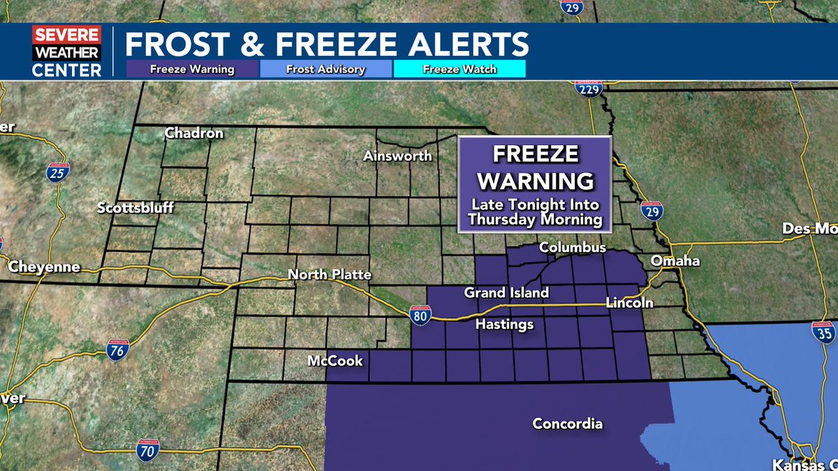 KenSiemek's tweet photo. The NWS has upgraded to a FREEZE WARNING for parts of central and eastern Nebraska that have yet to see a hard freeze...temperatures in these areas could fall into the mid-to-upper 20s for a period of time late tonight into early Thursday... https://t.co/AEZqfVedTo