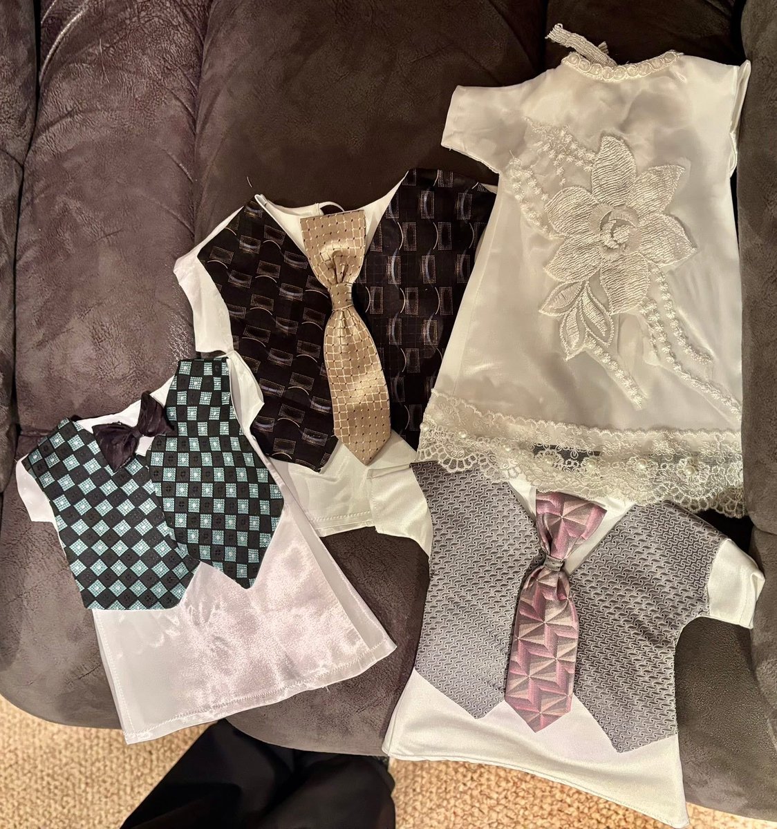 Angels_914's tweet image. Our precious “Outreach Team”. 💜