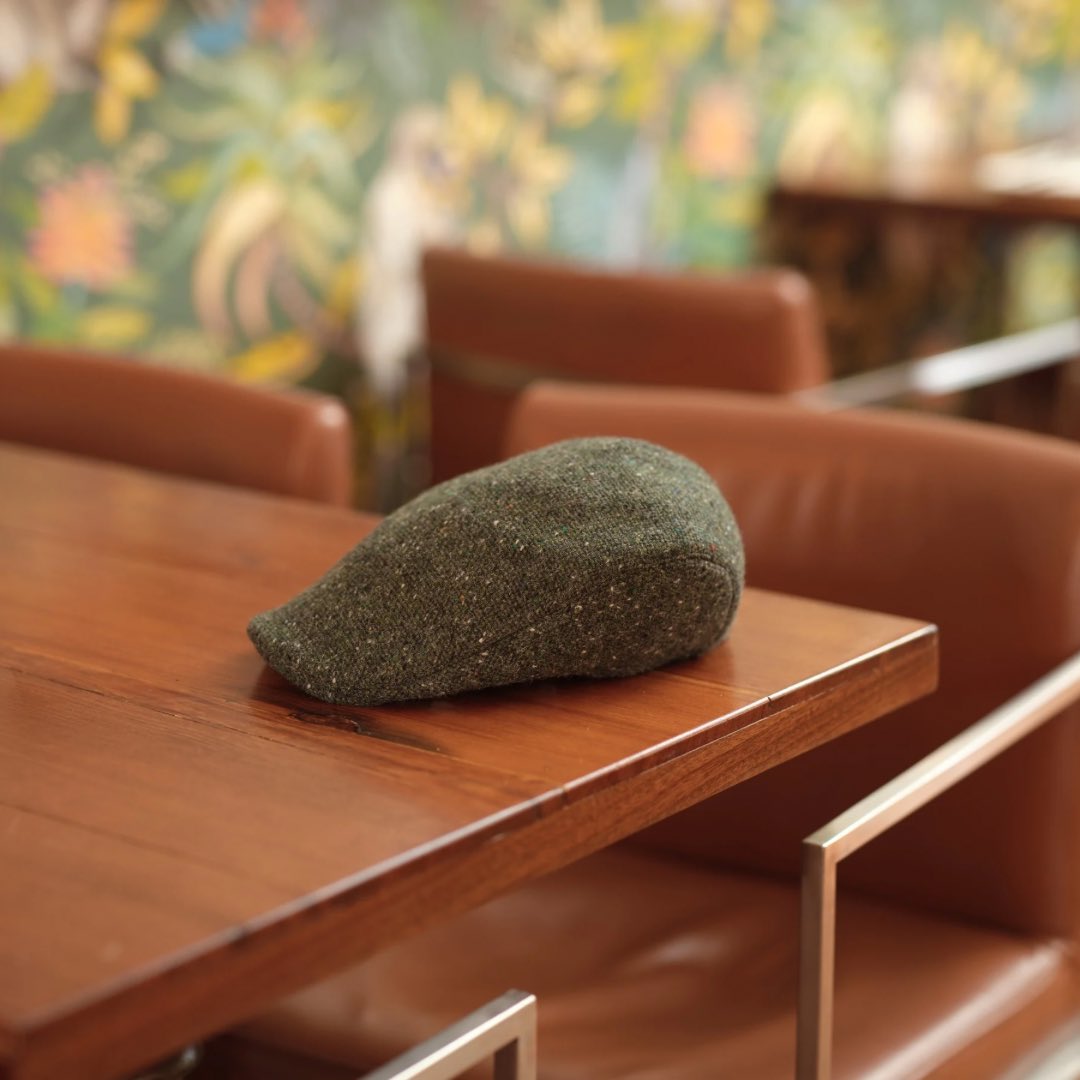 Hanna_Hats's tweet image. A bestseller for a reason 🔥

#hannahats #since1924 #flatcap #tweedcap #tweedhat #saltandpepper #irishdesign #irishcraft #madelocal #buyirish #madeinireland