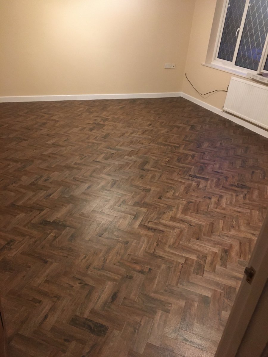mjcfl00ring's tweet photo. @Polyflorltd Camaro parquet LVT on @FBallUK smoothing compound & adhesive
https://t.co/OHO5Erq144
#norwich #flooring #norfolk #polyflor #teamfball #norwichflooringcontractor #norwichlvt #norwichflooring #norwichfloorfittingservice #norwichfloors https://t.co/LI6WVKYCH4