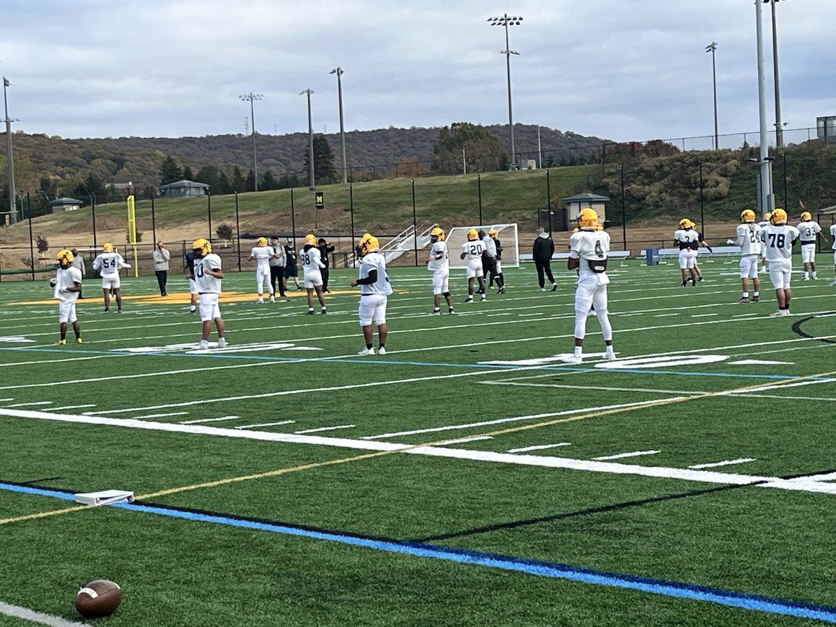 830scores's tweet image. We do our playoff prep too! Friday night free game video with Bob McCool on YouTube at 830 WEEU Sports from Spring Grove. #communityofwinners