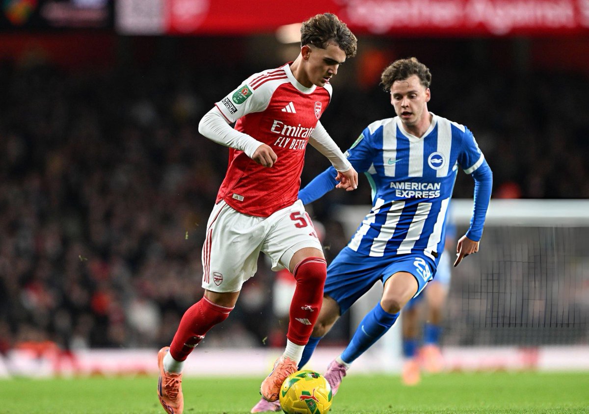 Final del primer tiempo: Arsenal 0-0 Brighton #EFLCup