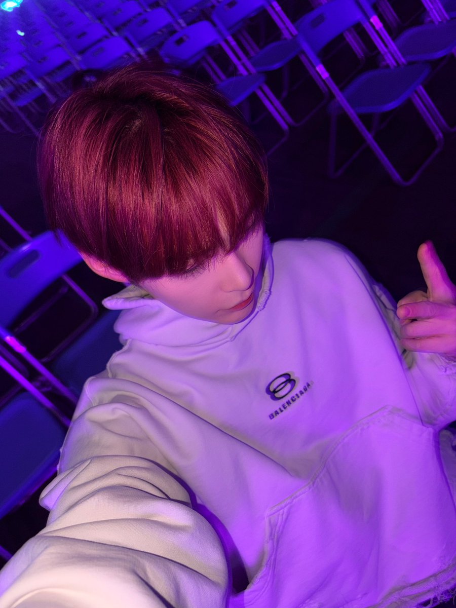 라아 tweet media