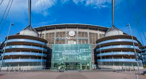 الاخوة الاحرار في بريطانيا، الاستعدادات تجرى لحشد ضخم امام نادى مانشستر سيتى المملوك للمرتزق منصور بن زايد المسؤول الاول عن تسليح الميلشيا والابادة لاهلنا في دارفور. التفاصيل قريبا باذن الله.