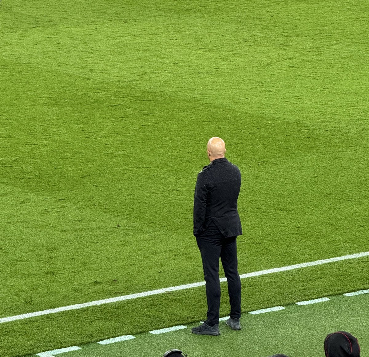 🗣️ جماهير كريستال بالاس في الآنفيلد:

ستتم إقالتك في الصباح.