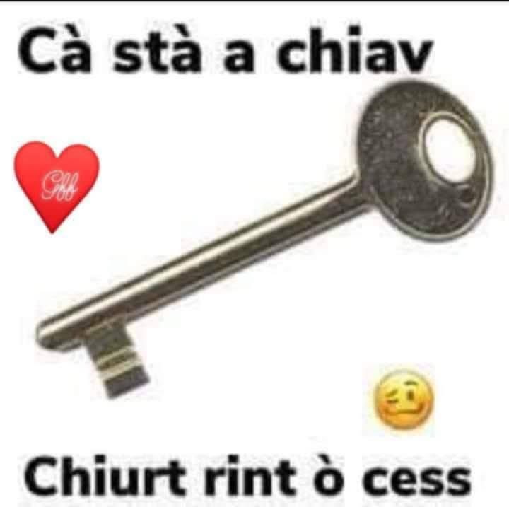 Angelodep61's tweet photo. @Ciro_Marvel @Guidolino8 Fatt nu cul man Lota https://t.co/EPFYbTZxAU