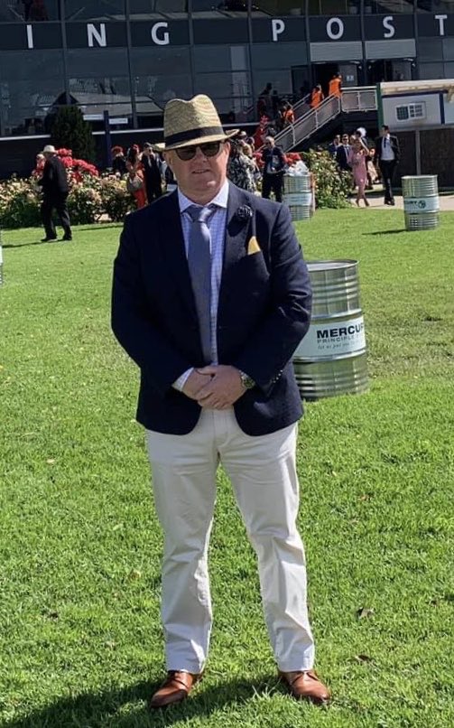 GREA22's tweet photo. @racingblogger Enjoy 🏇🏇 https://t.co/sHS2ov5453