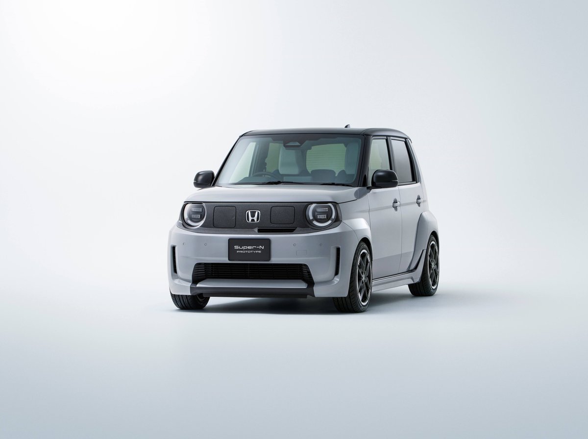 the_interface_'s tweet image. This is the new electric Super-N prototype from Honda!

Building on the Super EV Concept seen at the Goodwood Festival of Speed earlier this year.

It&apos;ll come to the UK in 2026, but pricing and technical details are yet to be revealed. What do we think?